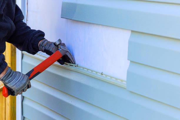 Reliable Siding Repair contractor in Garrett, TX by Squared Siding